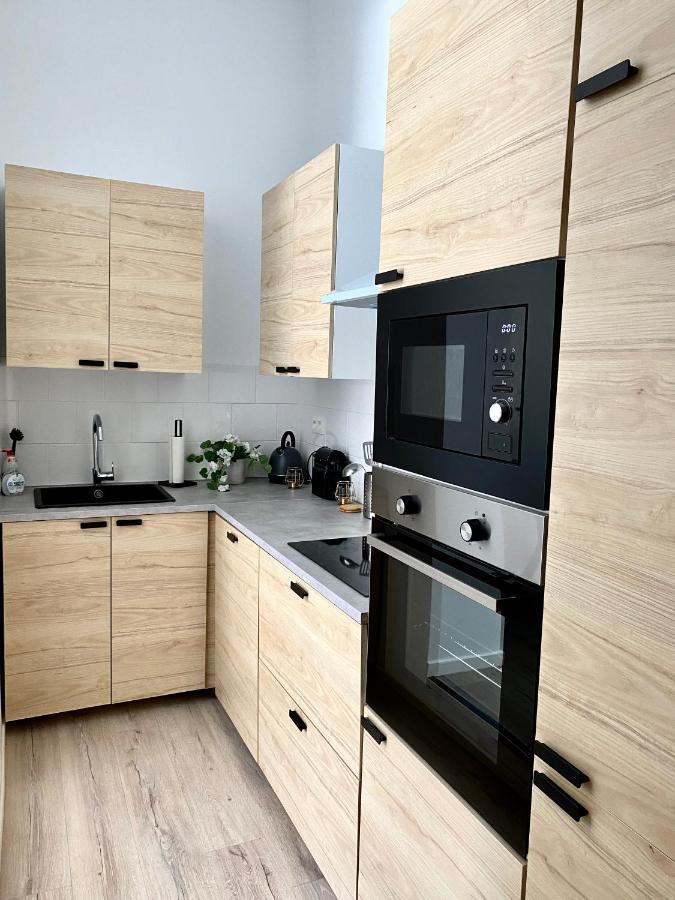 Superbe logement près de Bruxelles avec spa privé Esterno foto